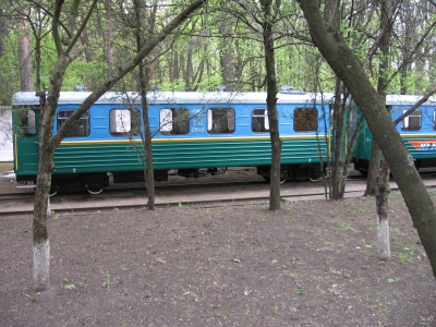 Состав 'Юность Южной' в тупике на ст. Парк